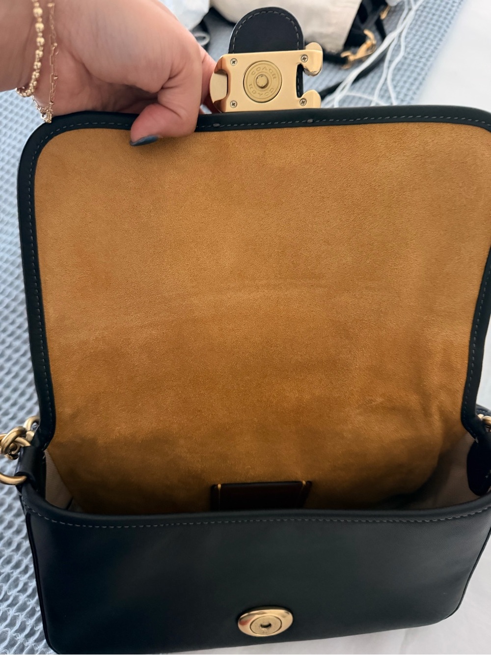Coach Soft Tabby Black Leather Shoulder Bag with Gold Hardware - Picture 2 of 9